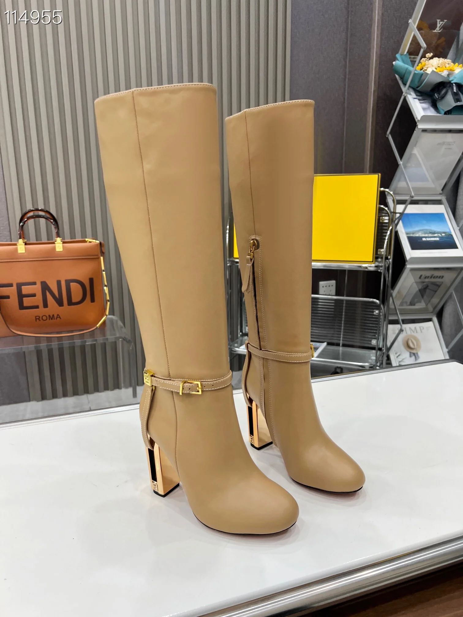 FENDI $190 gallery