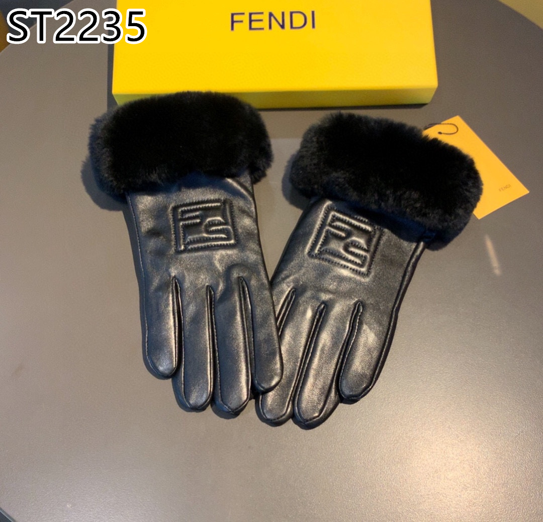 FENDI $50 gallery