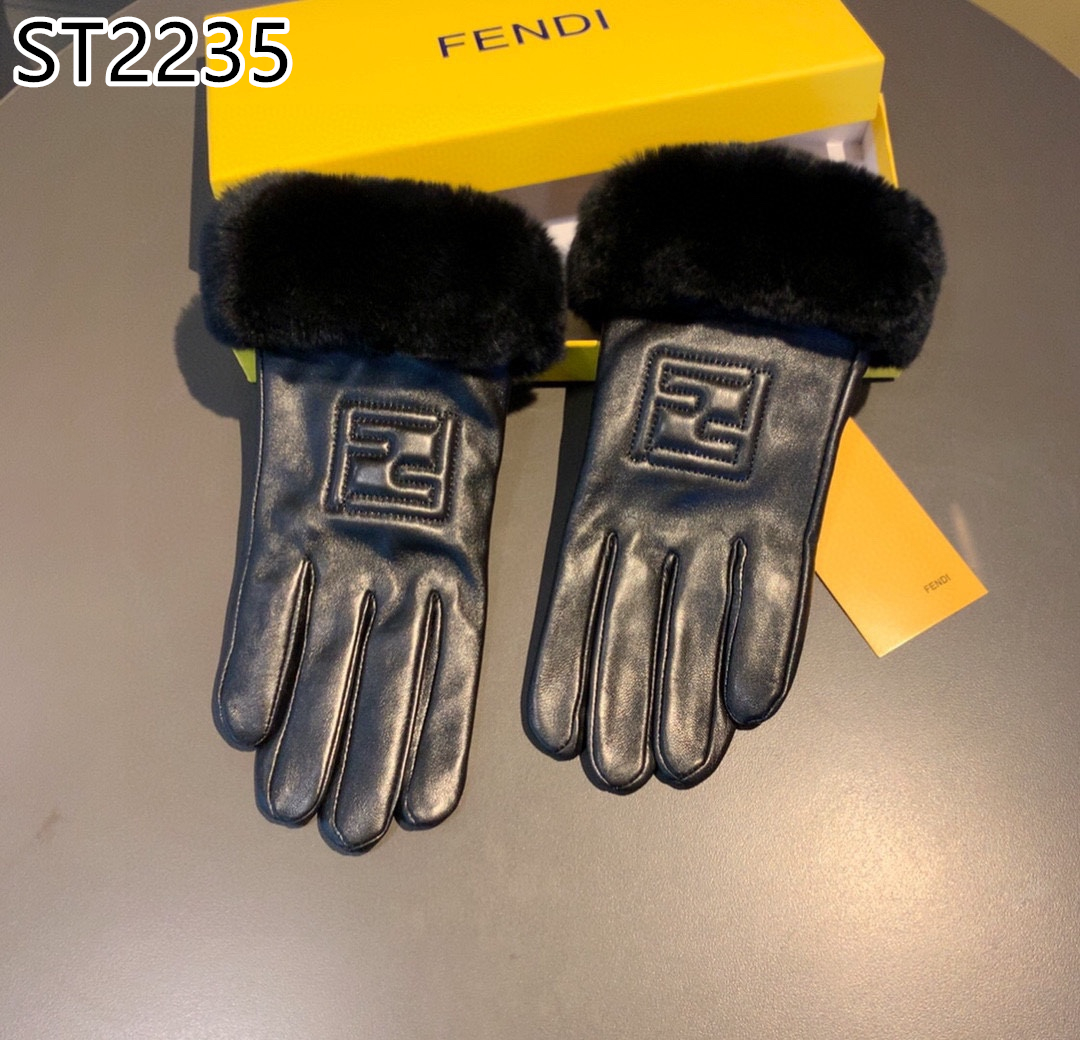 FENDI $50 gallery