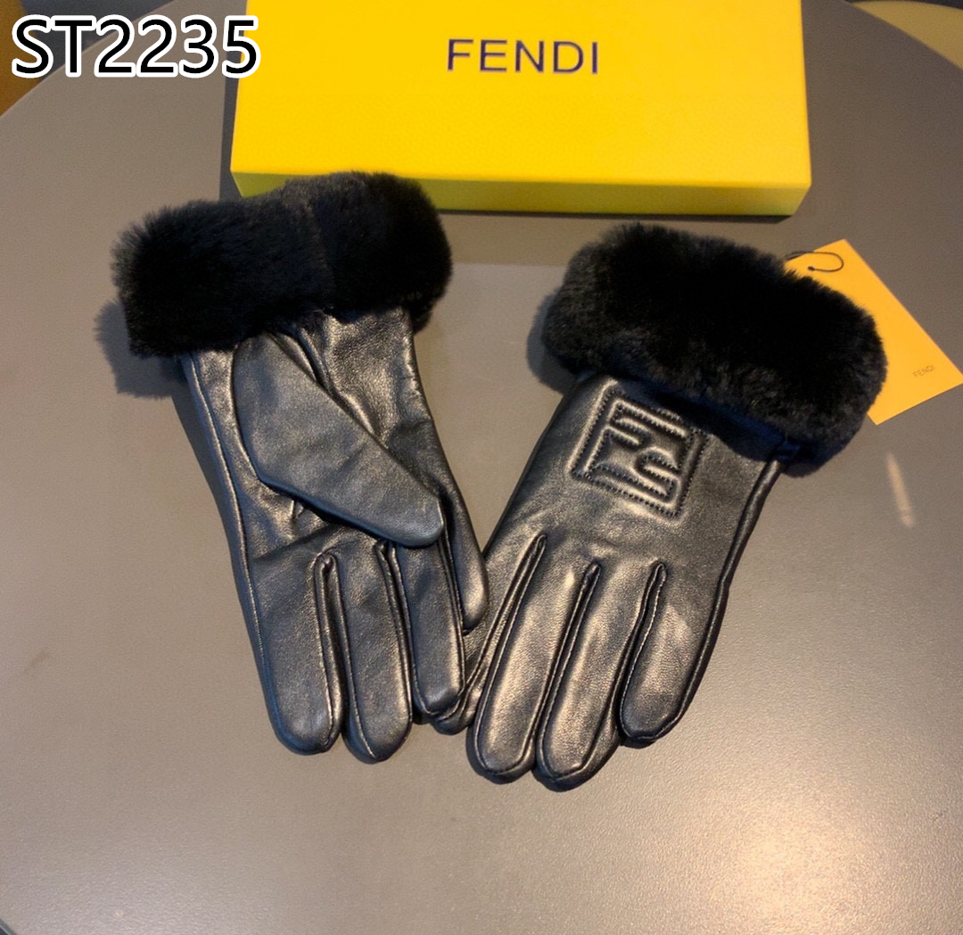 FENDI $50 gallery