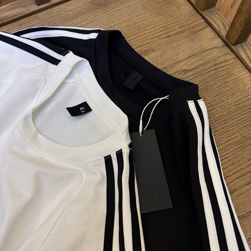 FH790-FH791，Adidas sweater 235.99 gallery