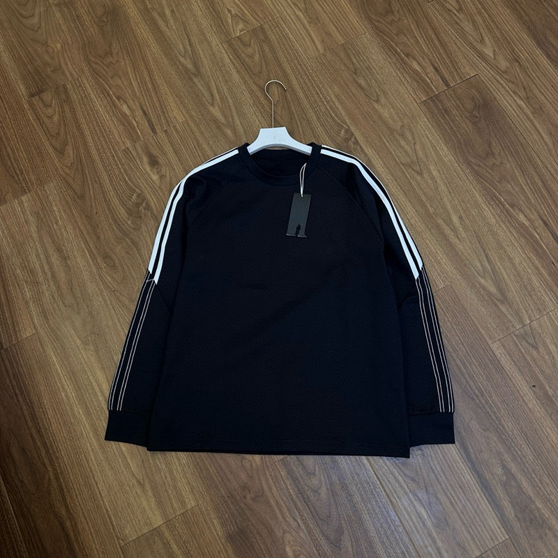 FH790-FH791，Adidas sweater 235.99 gallery