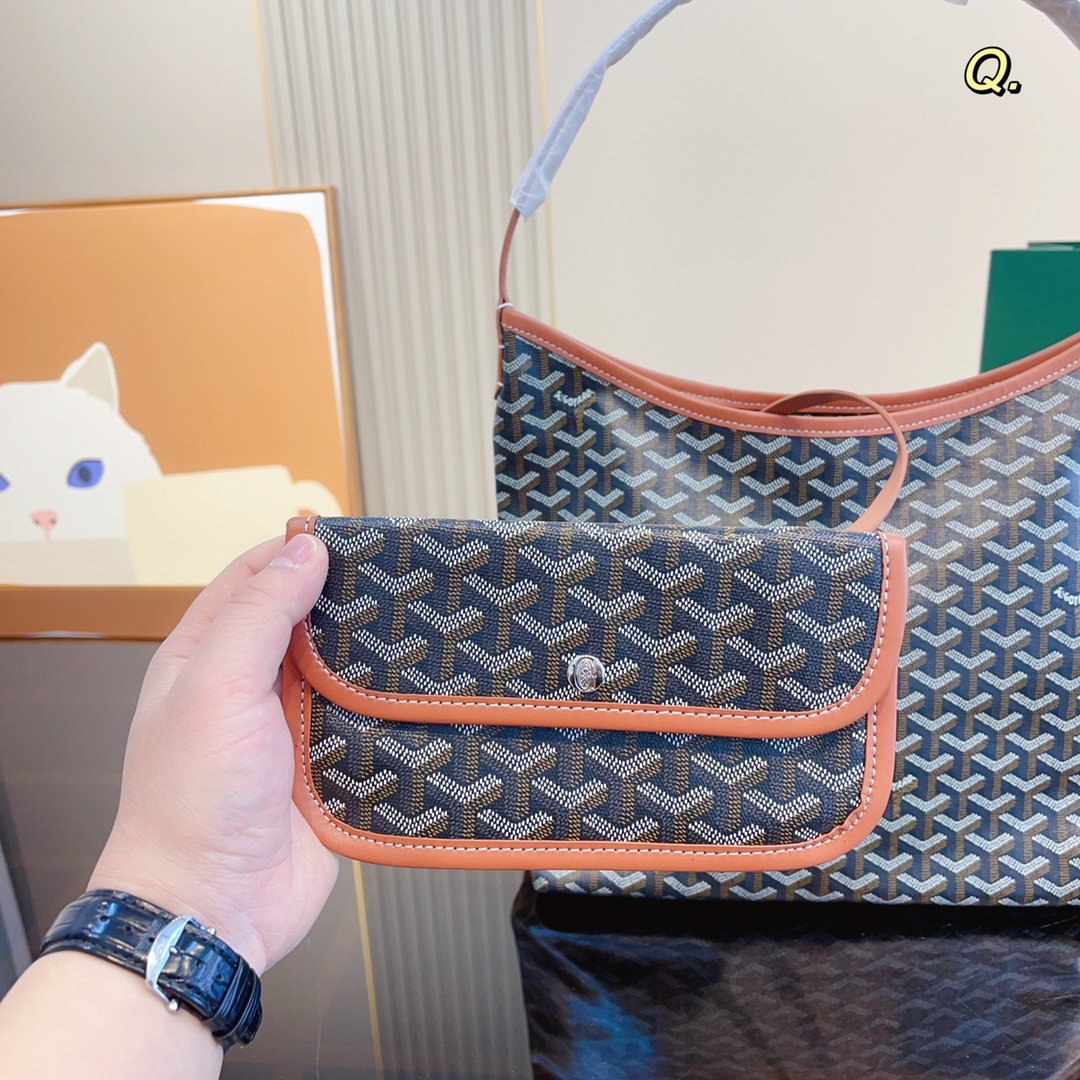 GOYARD $59 gallery