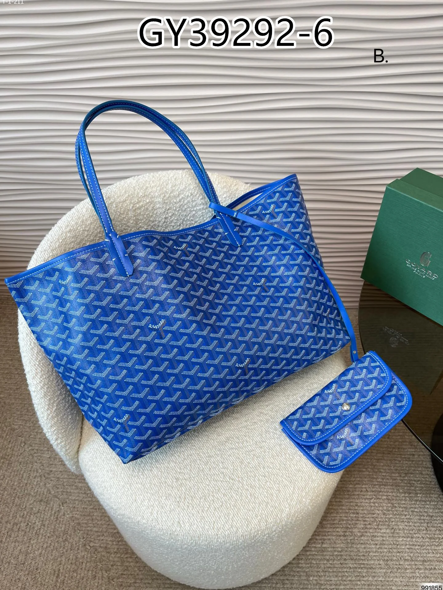 GOYARD $64 gallery