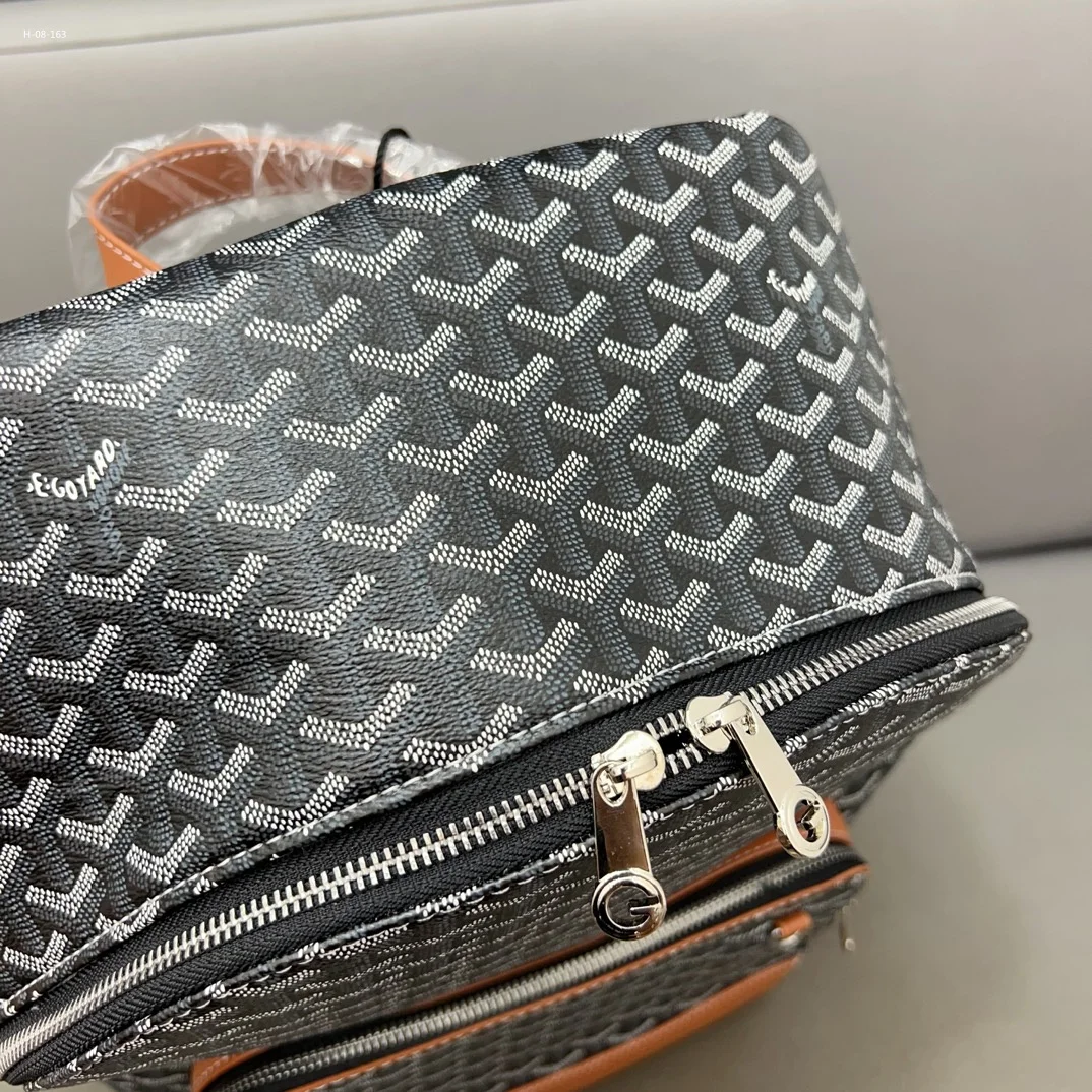 GOYARD $86 gallery