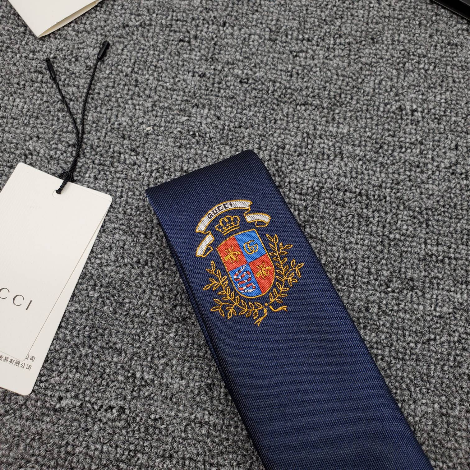 GUCCI 29.99$ code tang-6257-R gallery