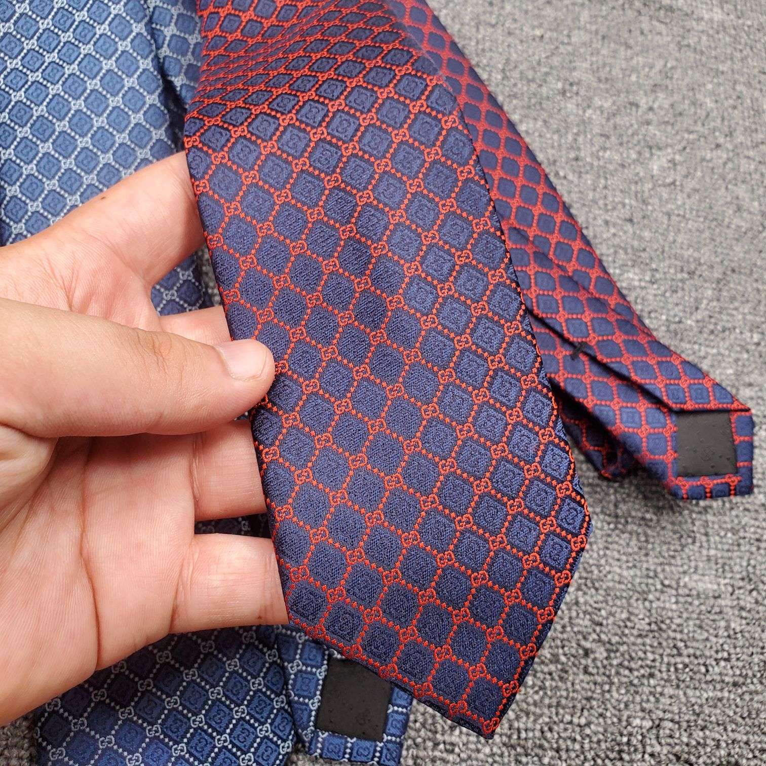 GUCCI 29.99$ code tang-6257-R gallery