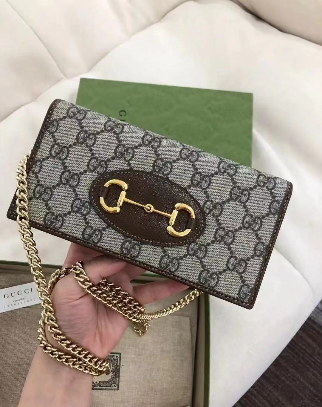 GUCCI  55$     10404-T gallery