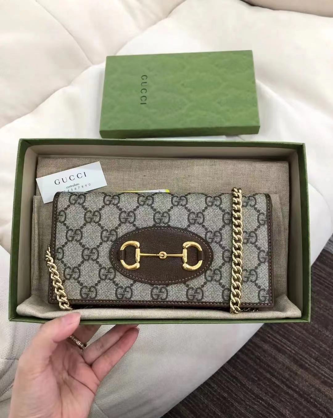 GUCCI  55$     10404-T gallery