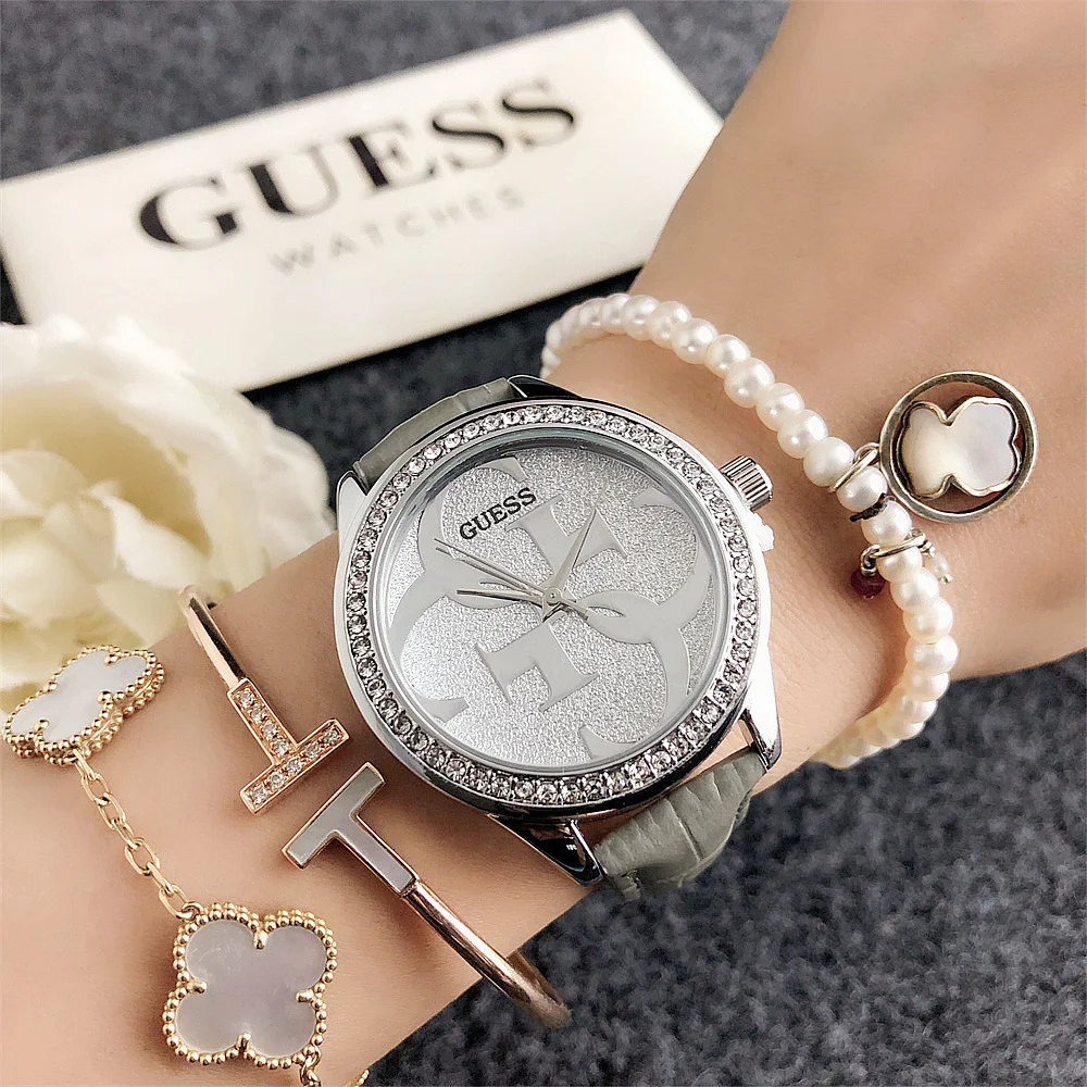 GUESS $11 gallery