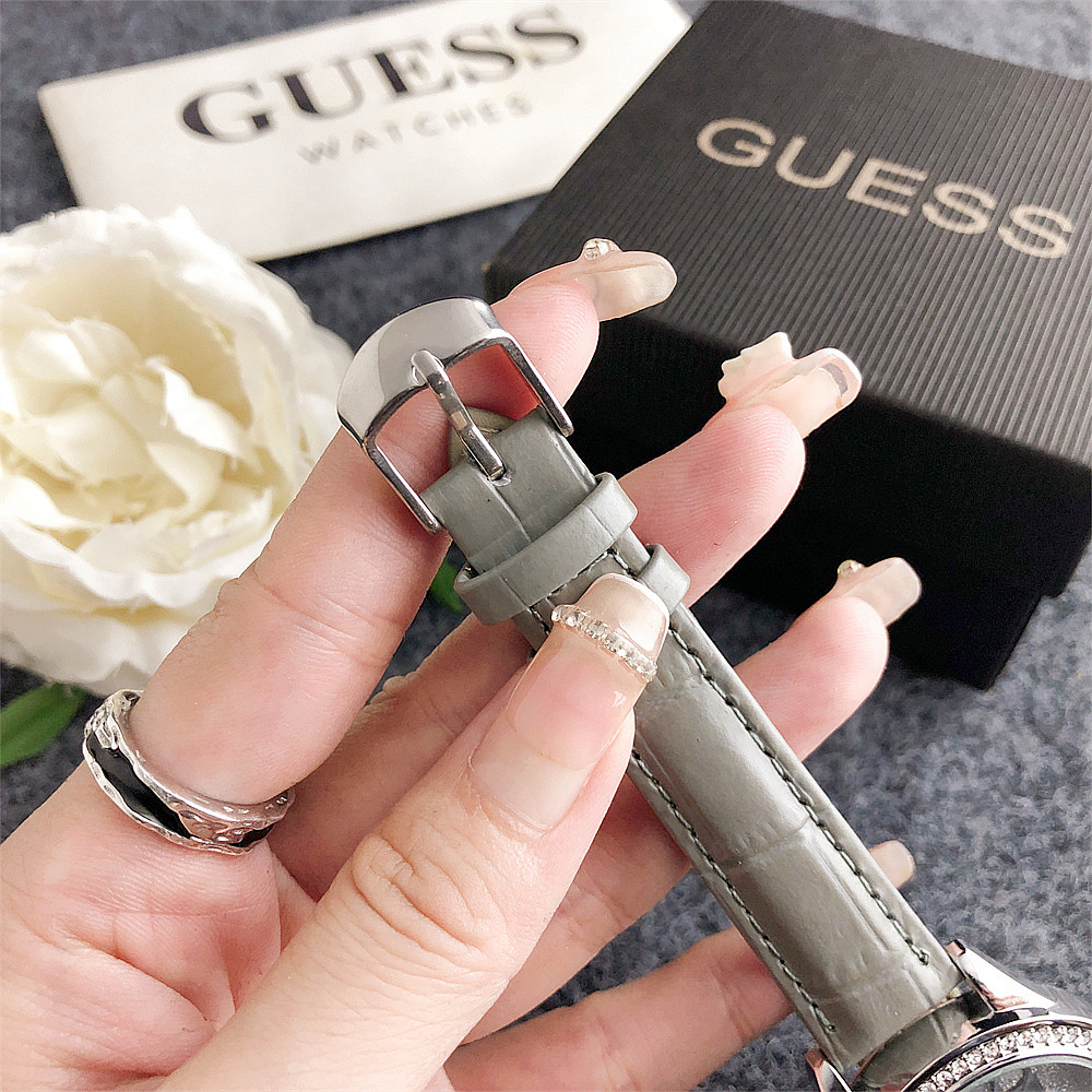 GUESS $11 gallery