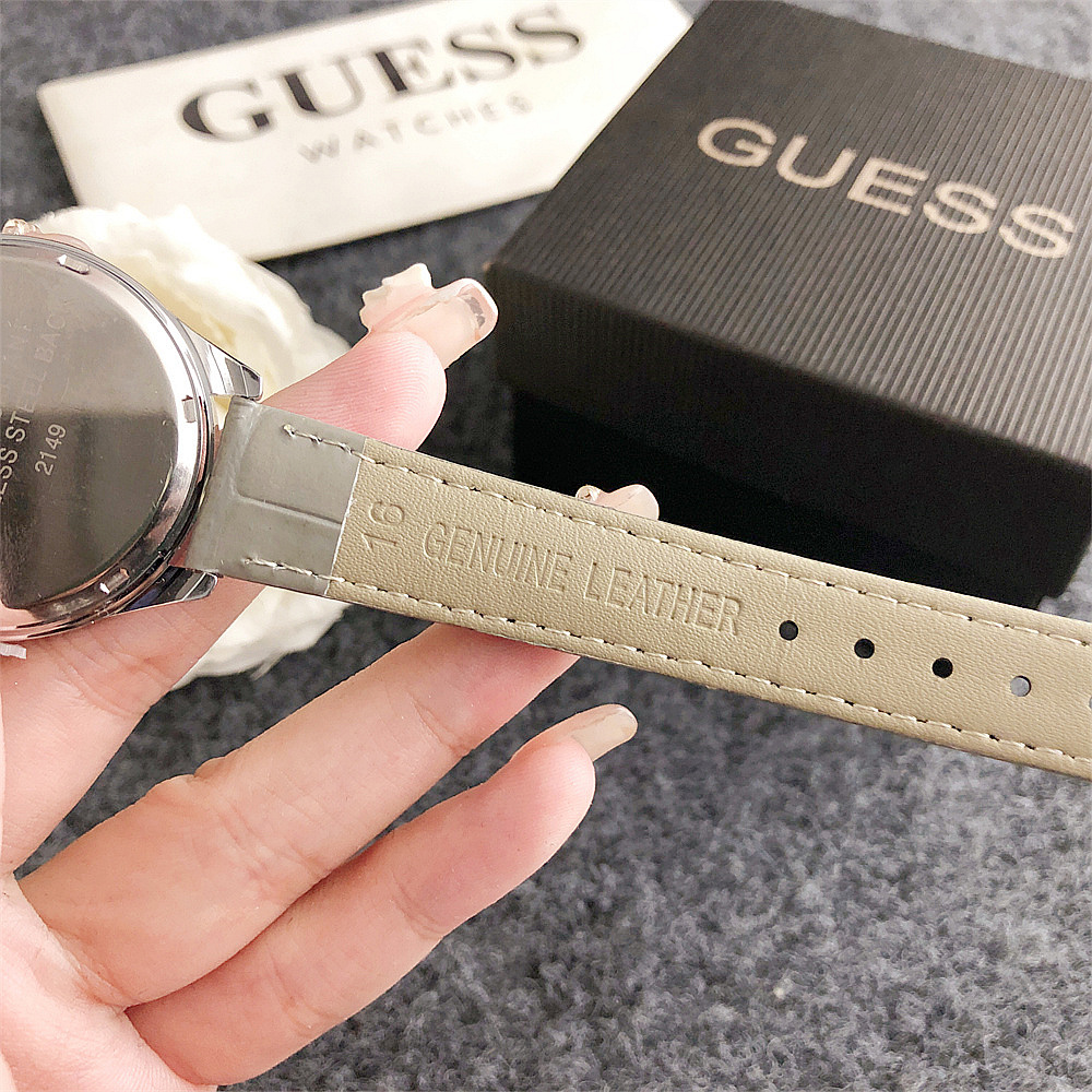 GUESS $11 gallery