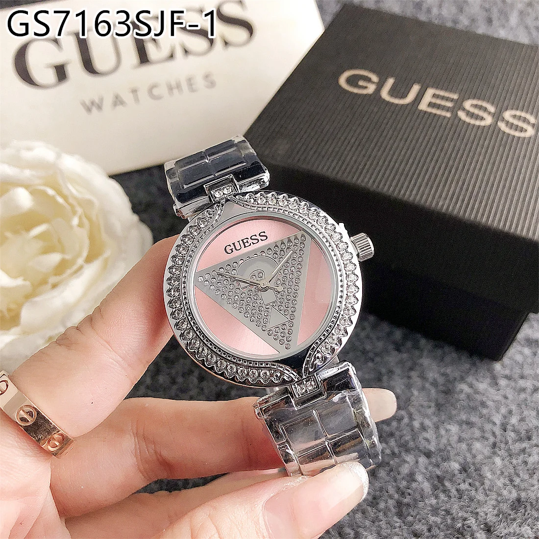 GUESS $14 gallery