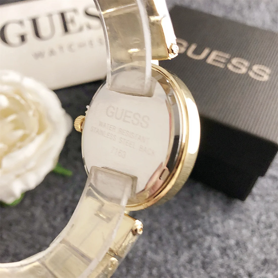 GUESS $14 gallery