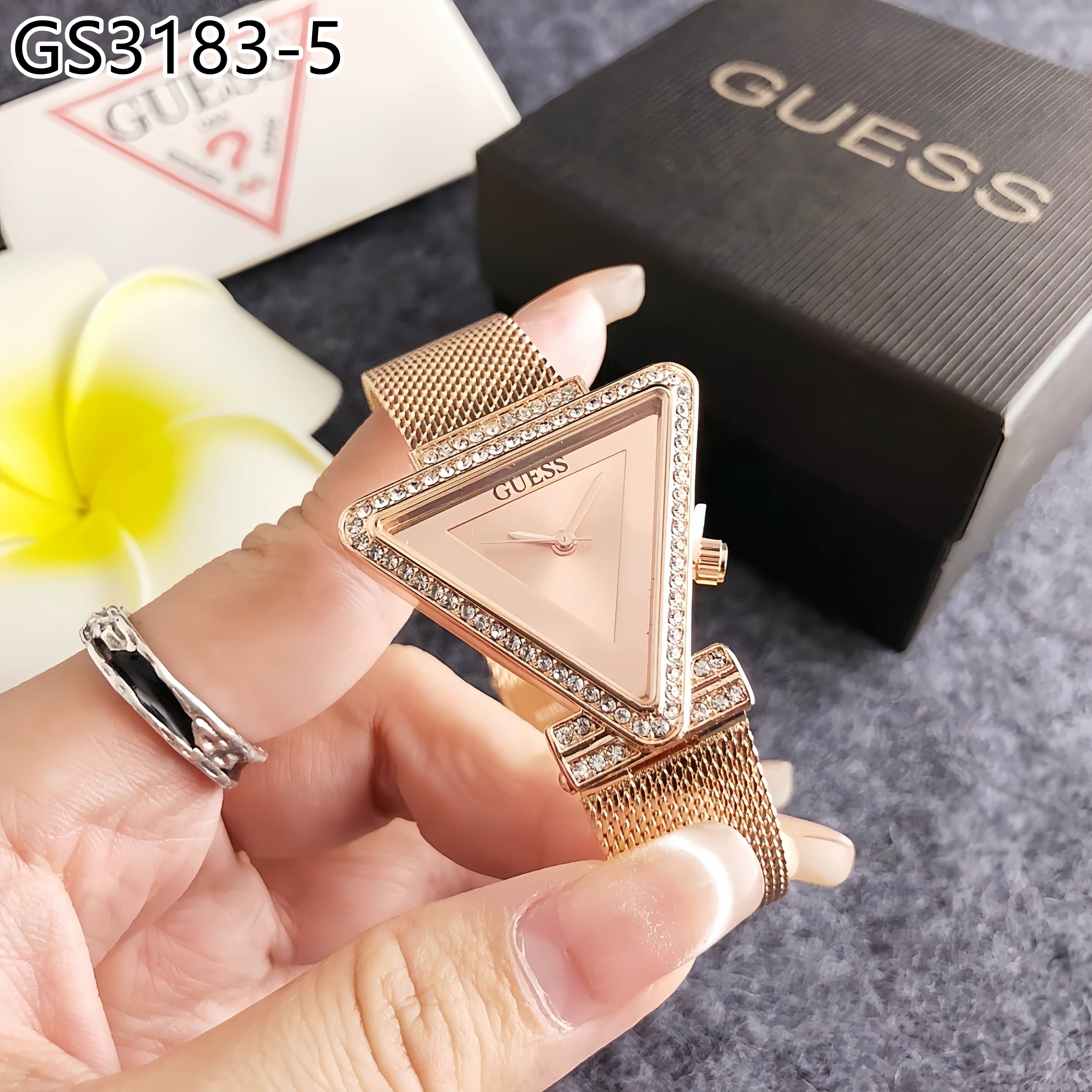 GUESS $14 gallery