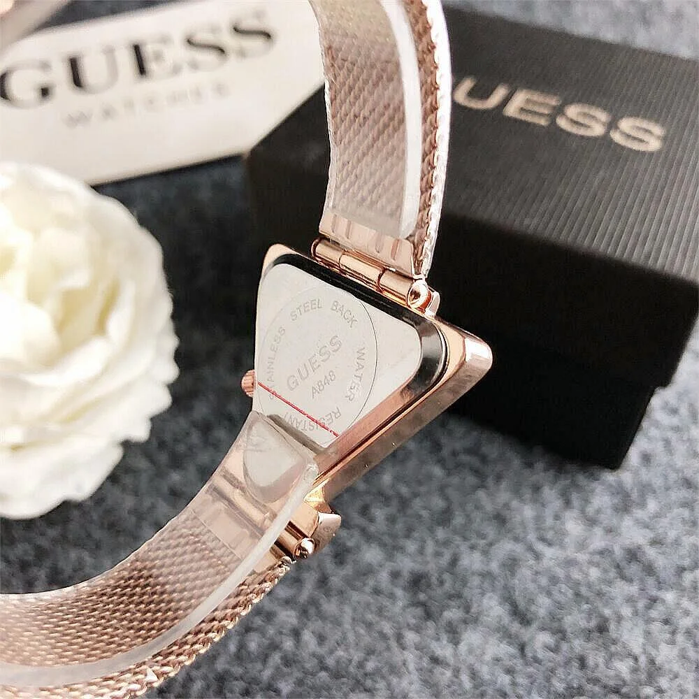 GUESS $22 gallery