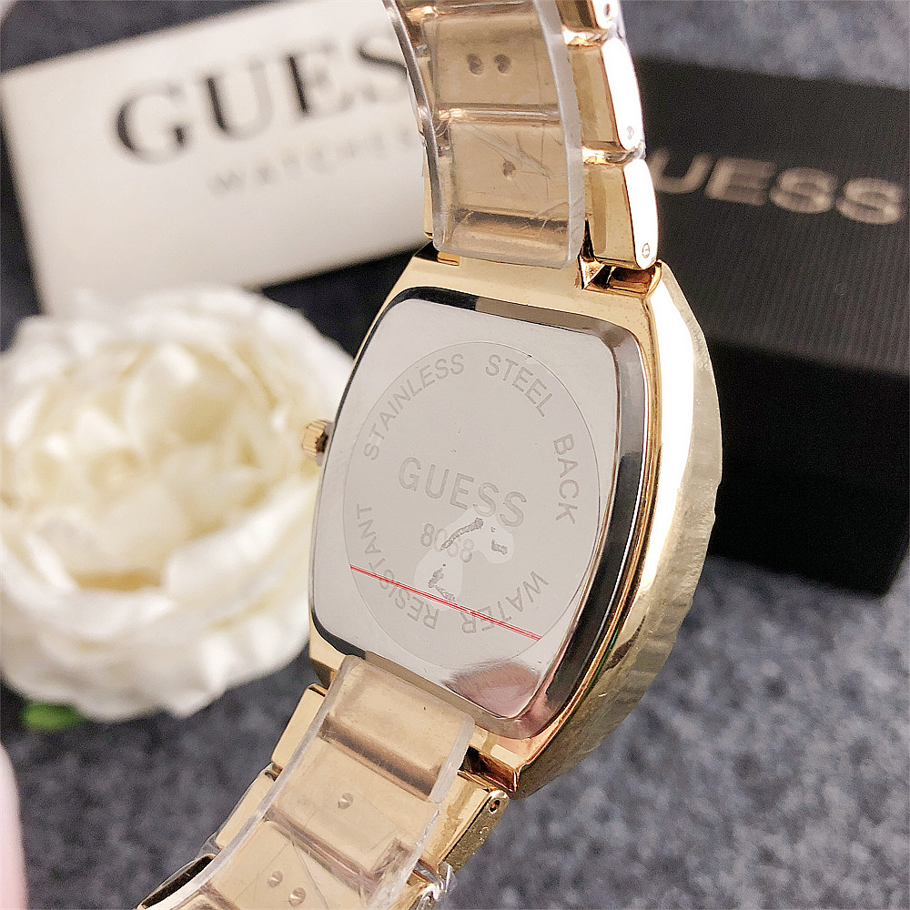 GUESS $22 gallery