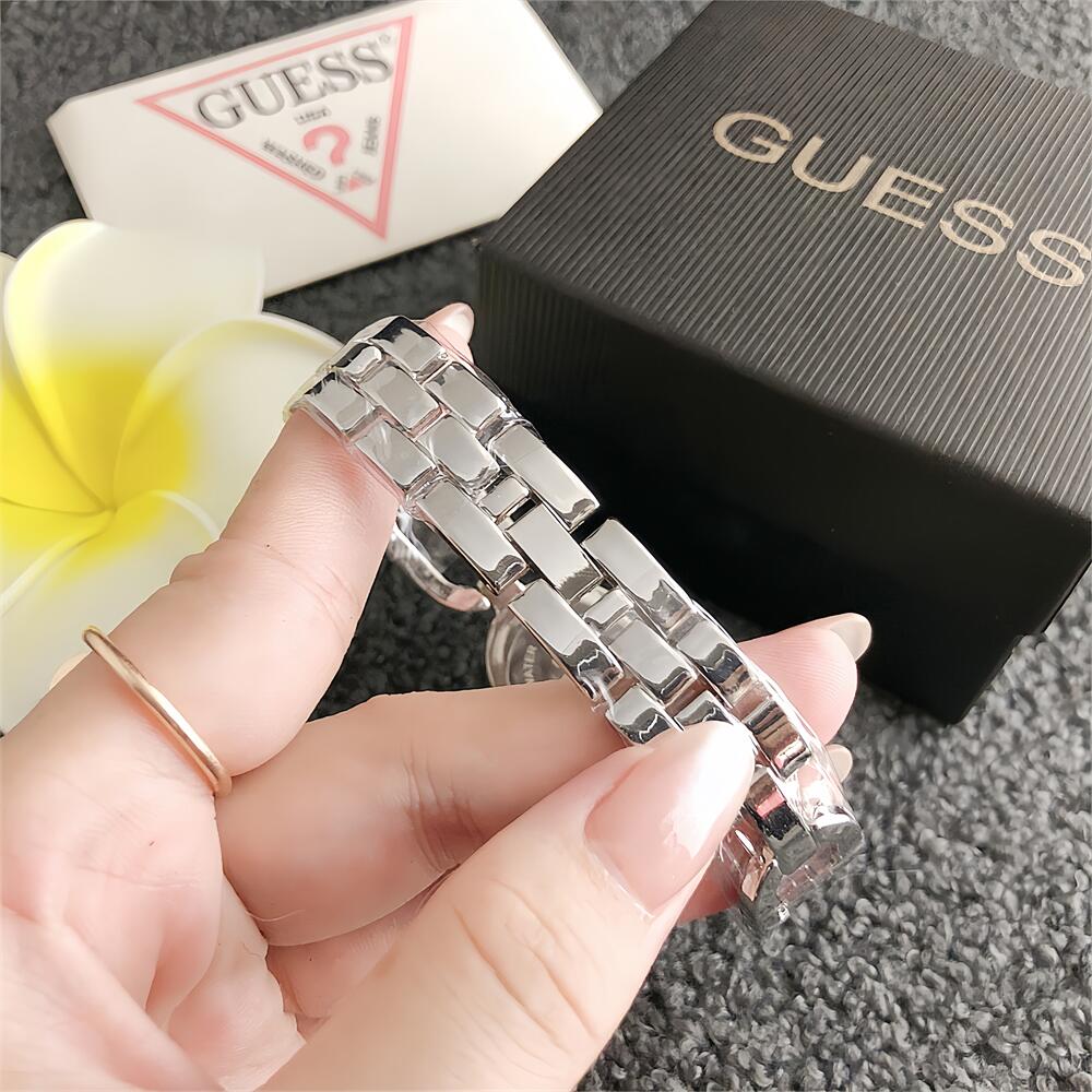 GUESS $22 gallery