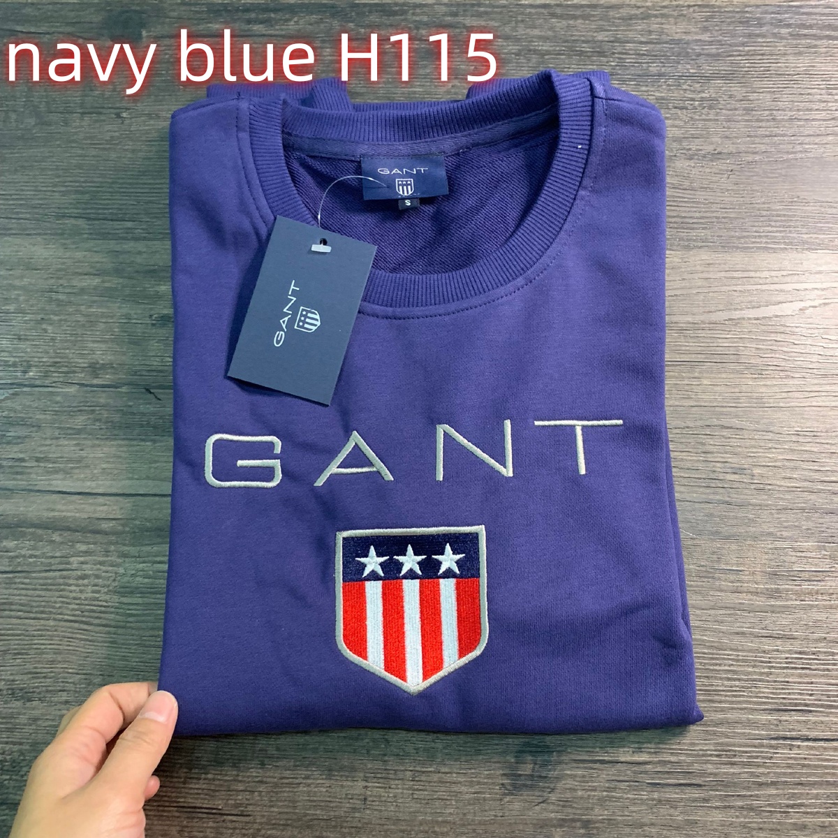 H114 GANT Women sweatshirt gallery