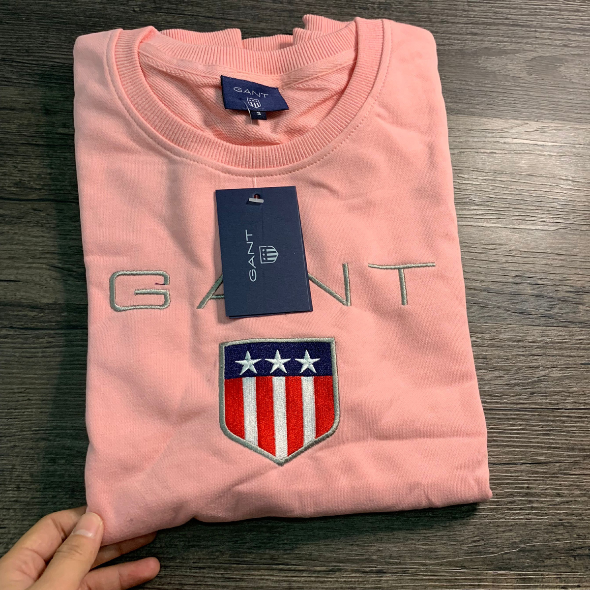 H114 GANT Women sweatshirt gallery