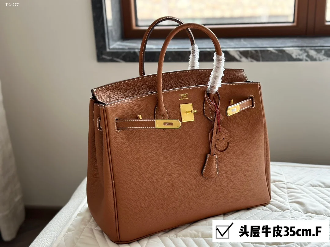 HERMES $139 gallery