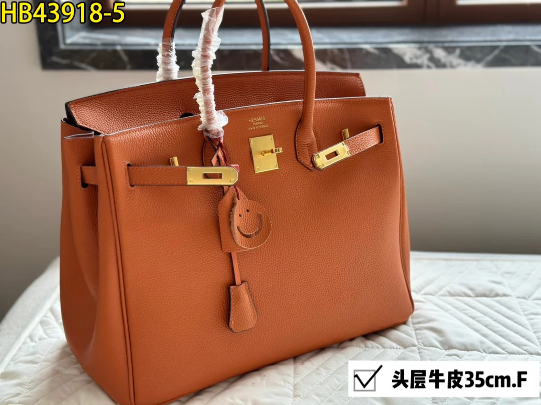 HERMES $139 gallery