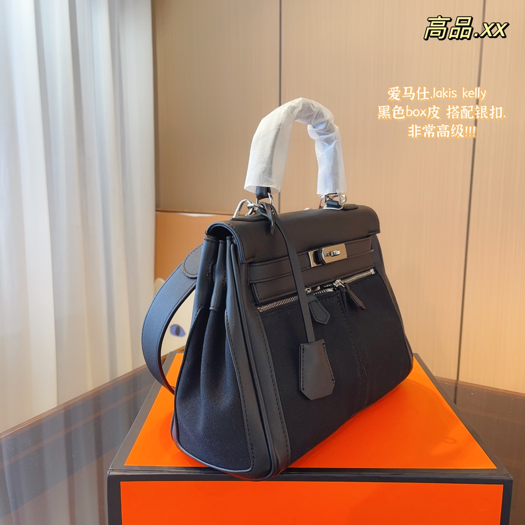 HERMES $92 gallery