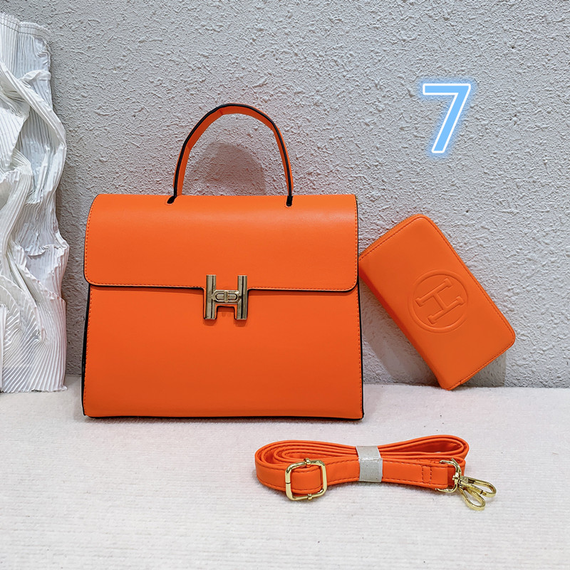 Hermes Code 404-6664-R   46.99$ gallery