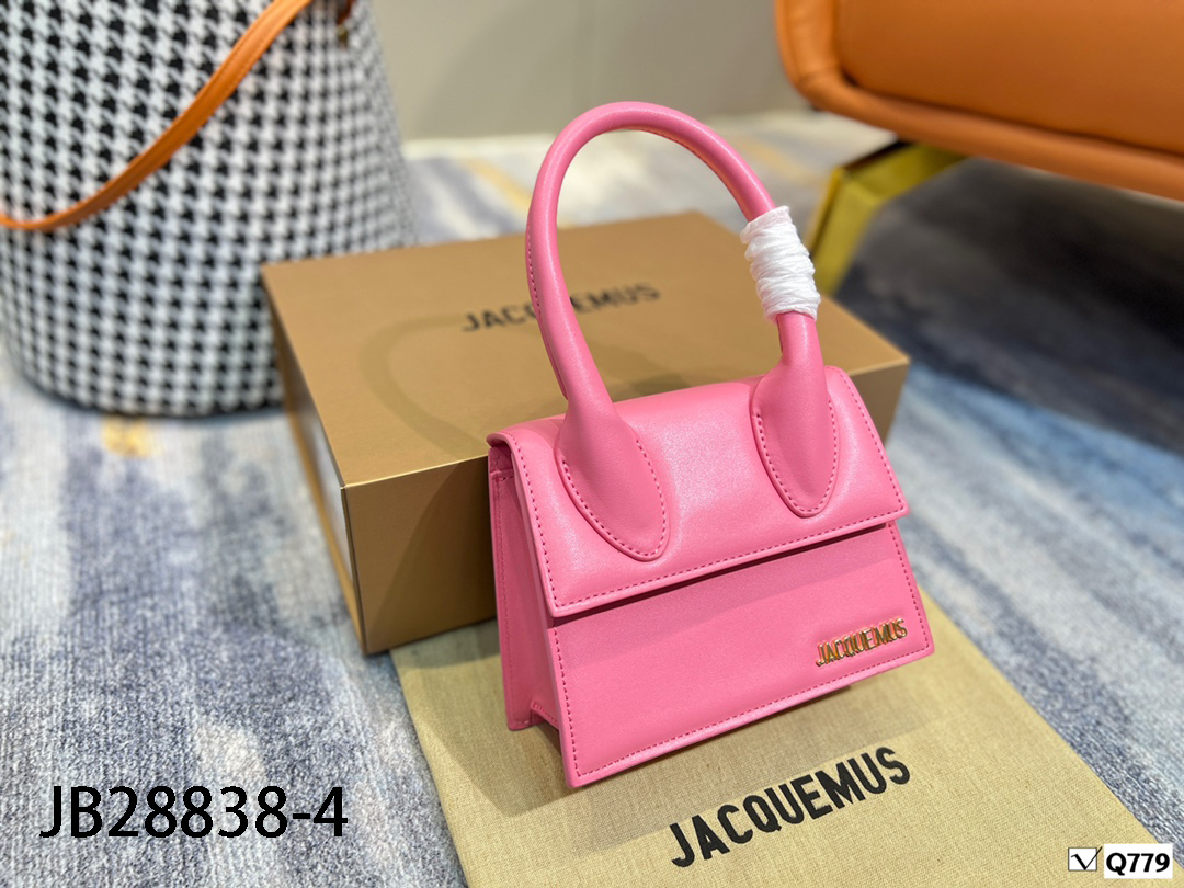 JACQUEMUS $66 gallery