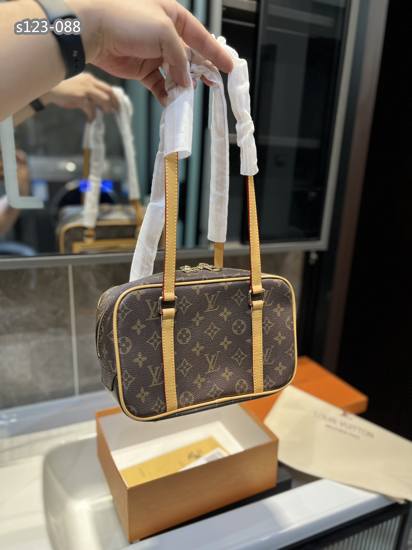 Jam1084 LV BOX+ 430  55$  GBB gallery