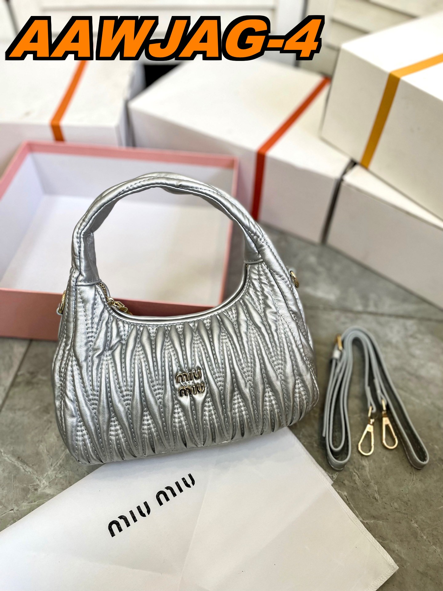 Jam3676 MIUMIU 49.99$  370 GBB gallery