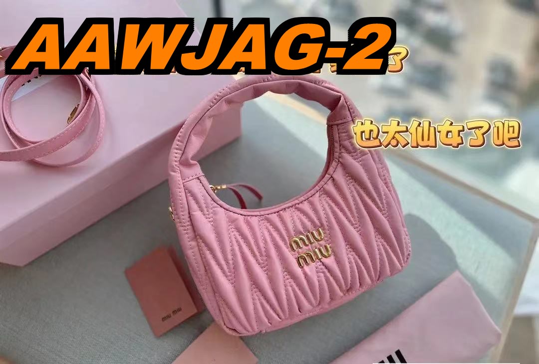 Jam3676 MIUMIU 49.99$  370 GBB gallery