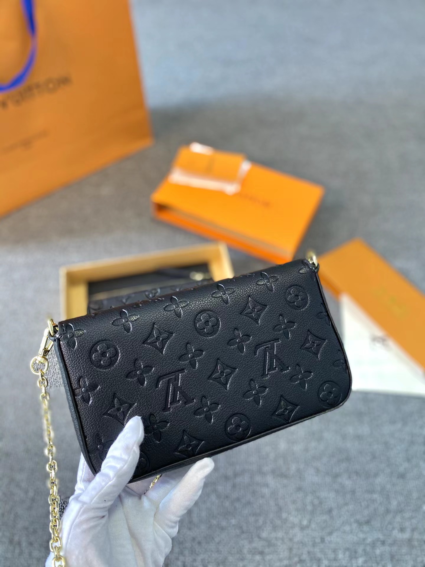 Jam3923 LV 39$ 280  YZBB gallery