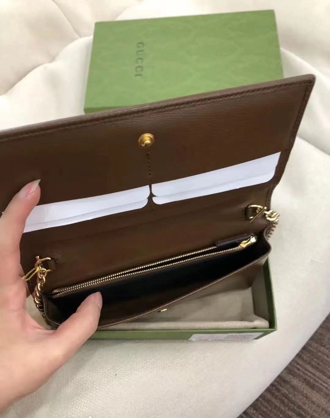 Jam4991 GUCCI BOX 49$ 350  GBB gallery