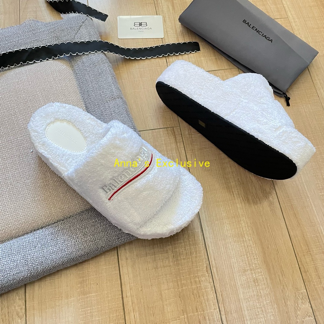 Jam5056  Balenciaga  49.99$ TLDD gallery