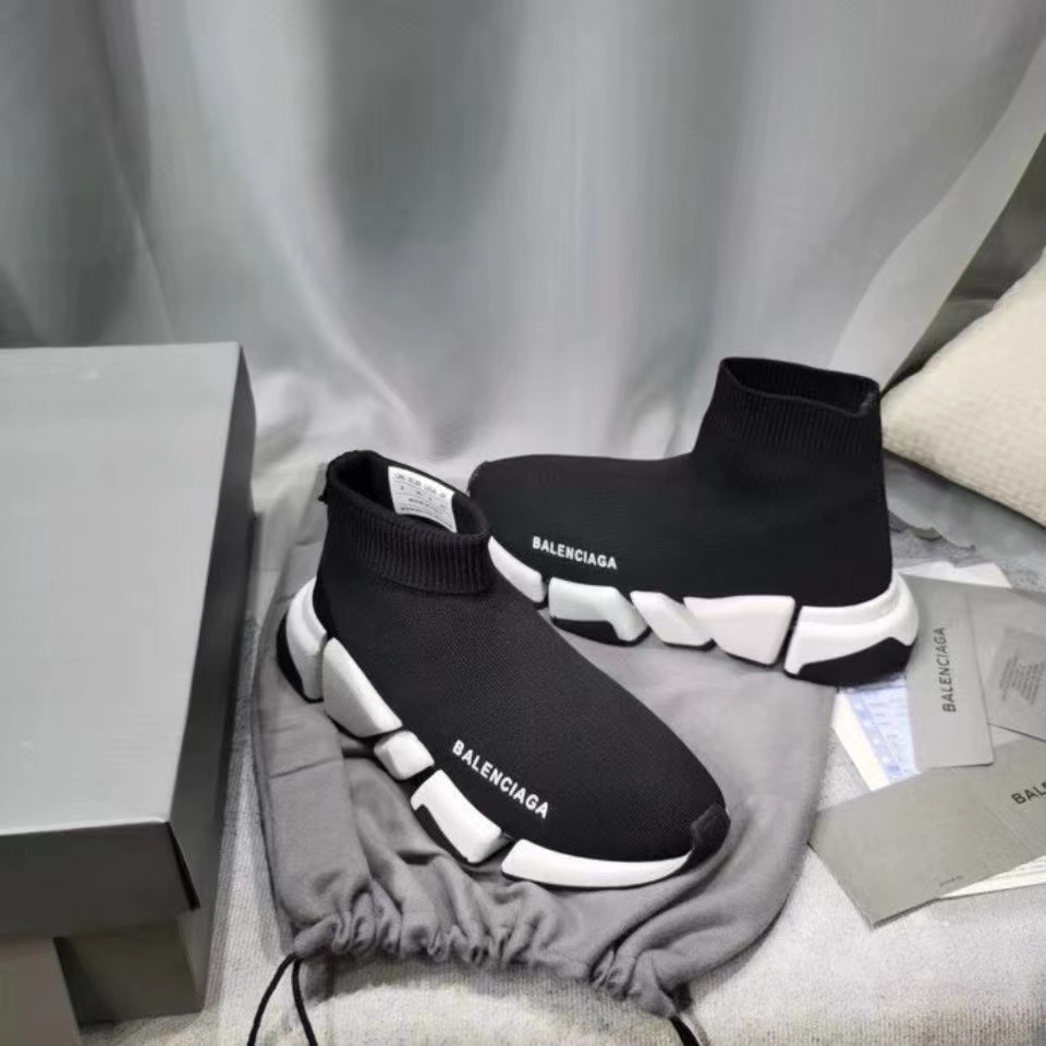 Jam678  Balenciaga  75$ 540  TLDD gallery