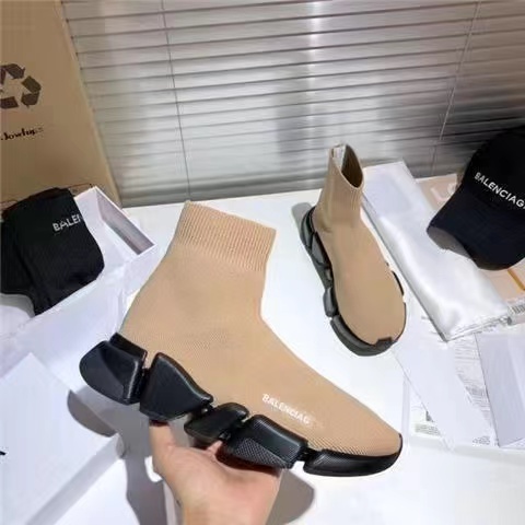 Jam678  Balenciaga  75$ 540  TLDD gallery