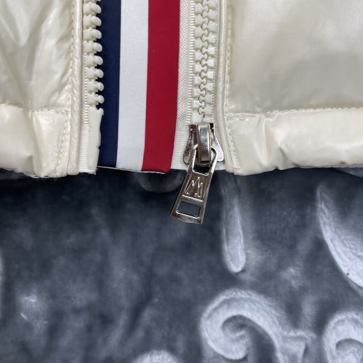 Jam777 Moncler  68$  SLN1H gallery