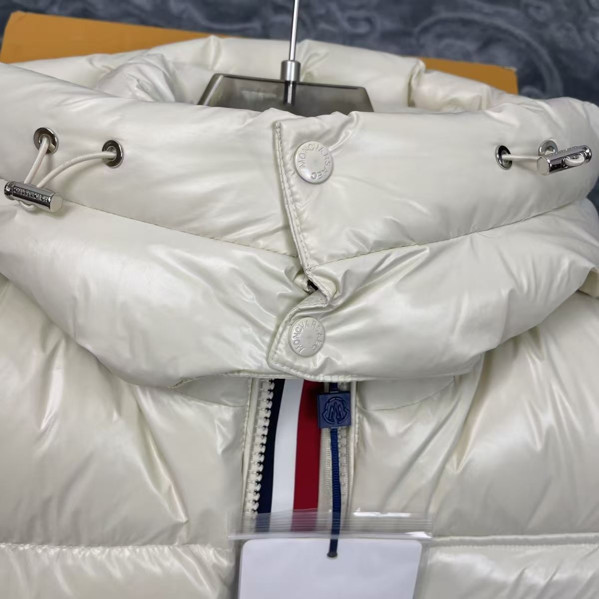 Jam777 Moncler  68$  SLN1H gallery