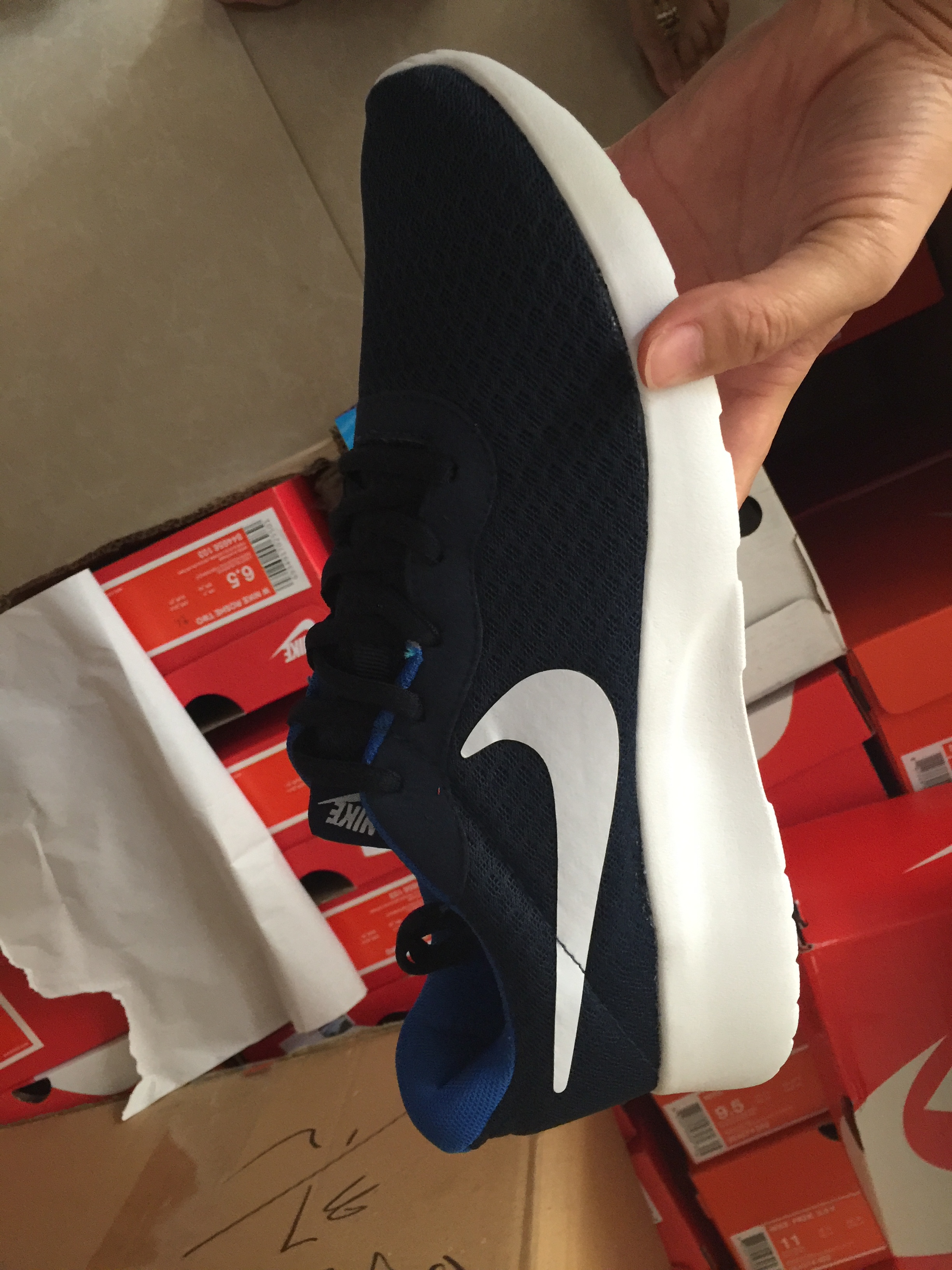 KCC nike tanjun 39.99usd gallery