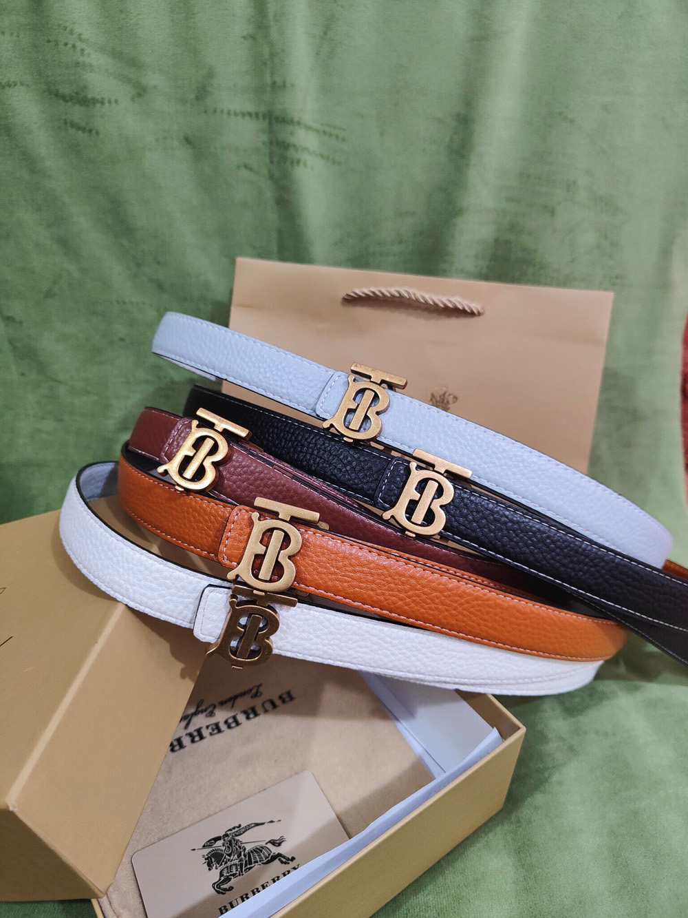 KK299 BURBERRY Belt gallery