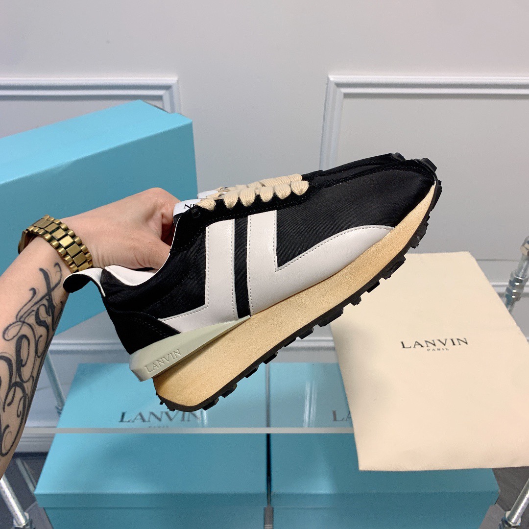 LF  shoes gallery