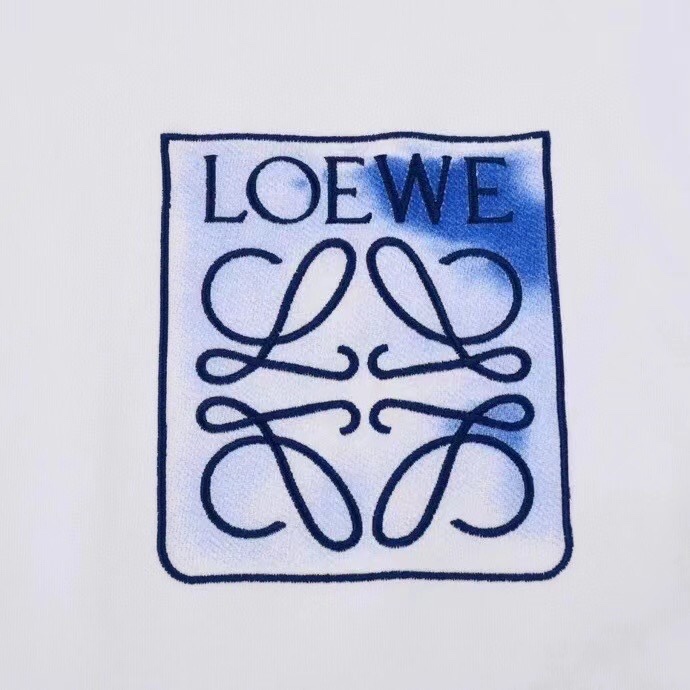 LOEWE $31 gallery