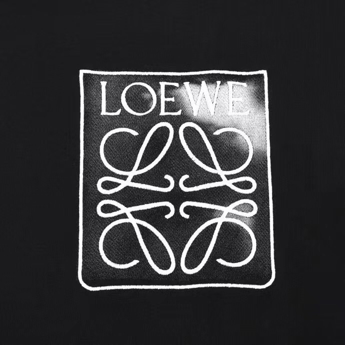 LOEWE $31 gallery