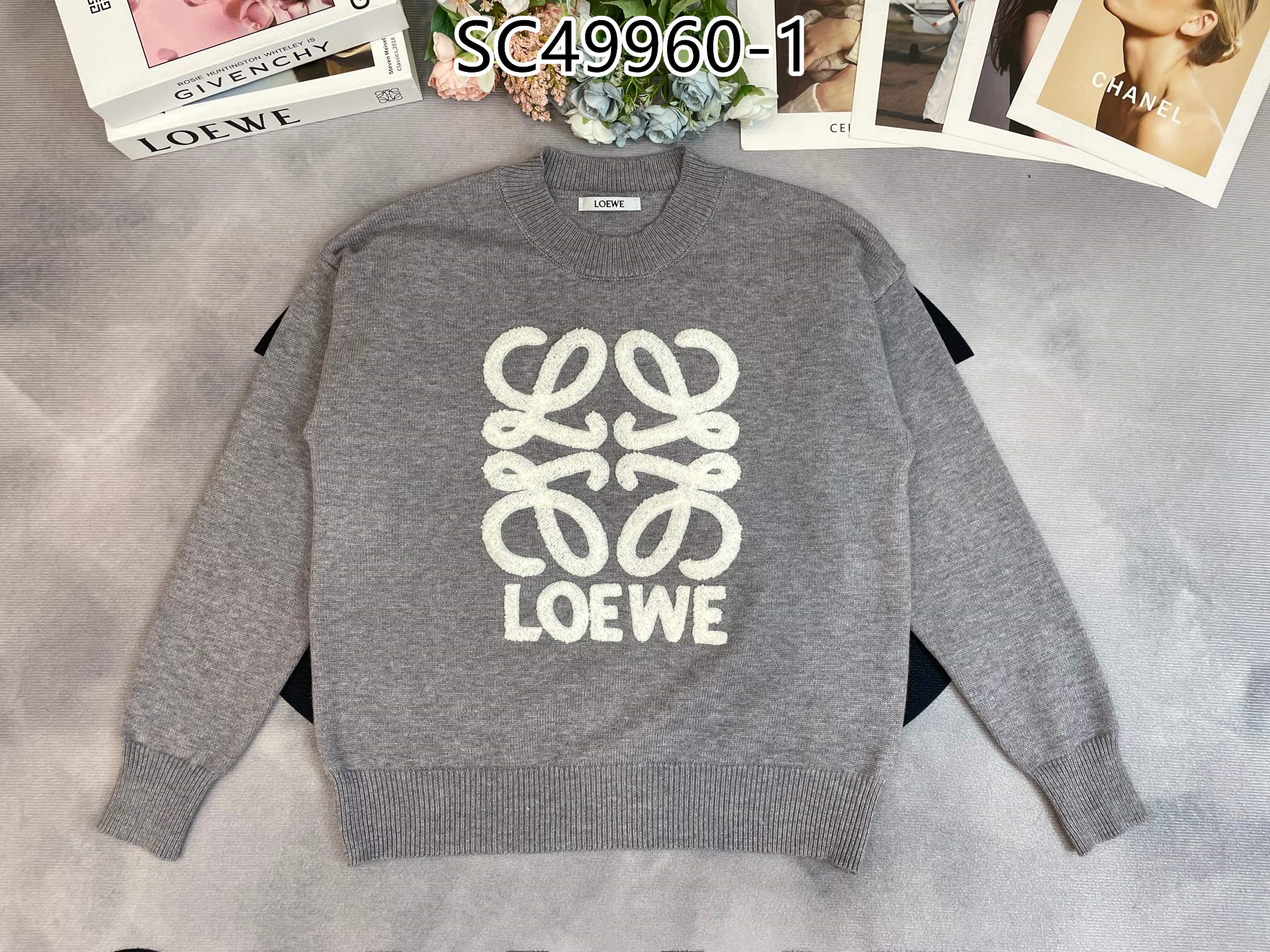 LOEWE $35 gallery