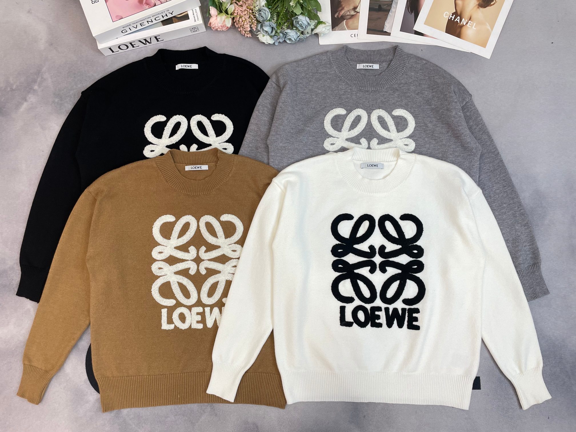 LOEWE $35 gallery