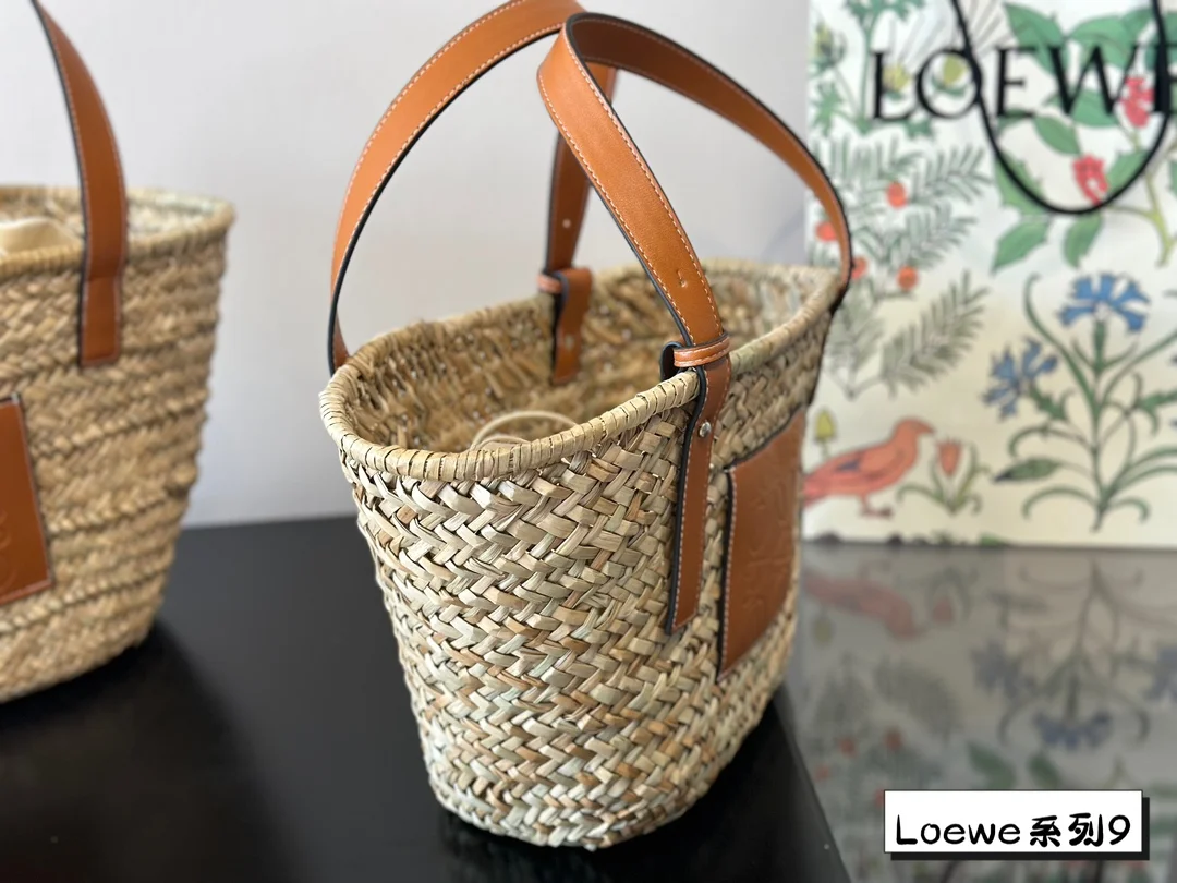 LOEWE $59 gallery