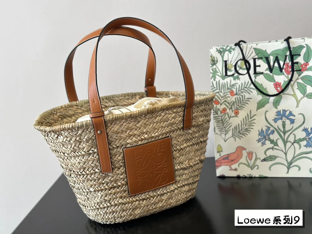 LOEWE $59 gallery