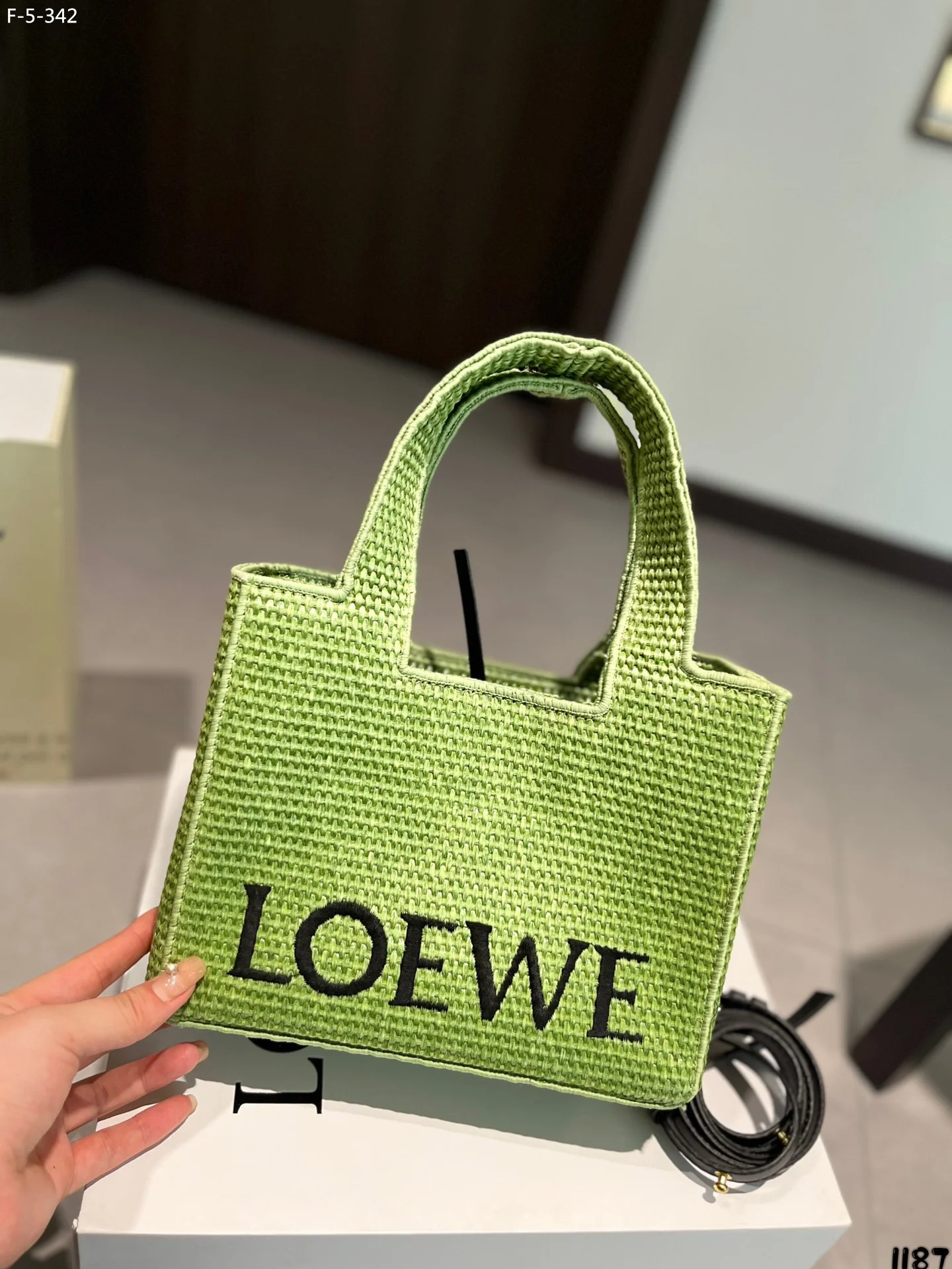 LOEWE $70 gallery