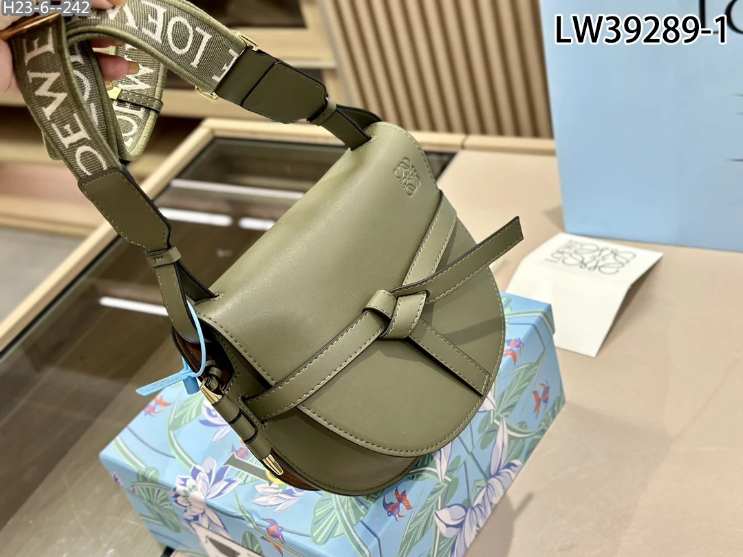 LOEWE $81 gallery